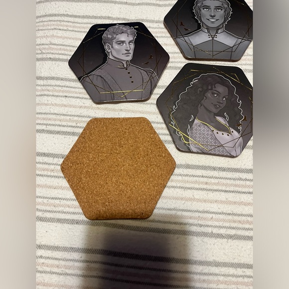 Serpent and Dove Coaster Set - Picture 4 of 4